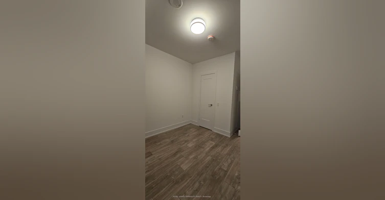 1106-10 Inn ON The Park Drive, Toronto, ON, M3C 0P9 - 18