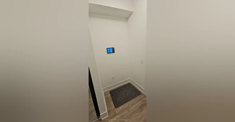 1106-10 Inn ON The Park Drive, Toronto, ON, M3C 0P9 - 5