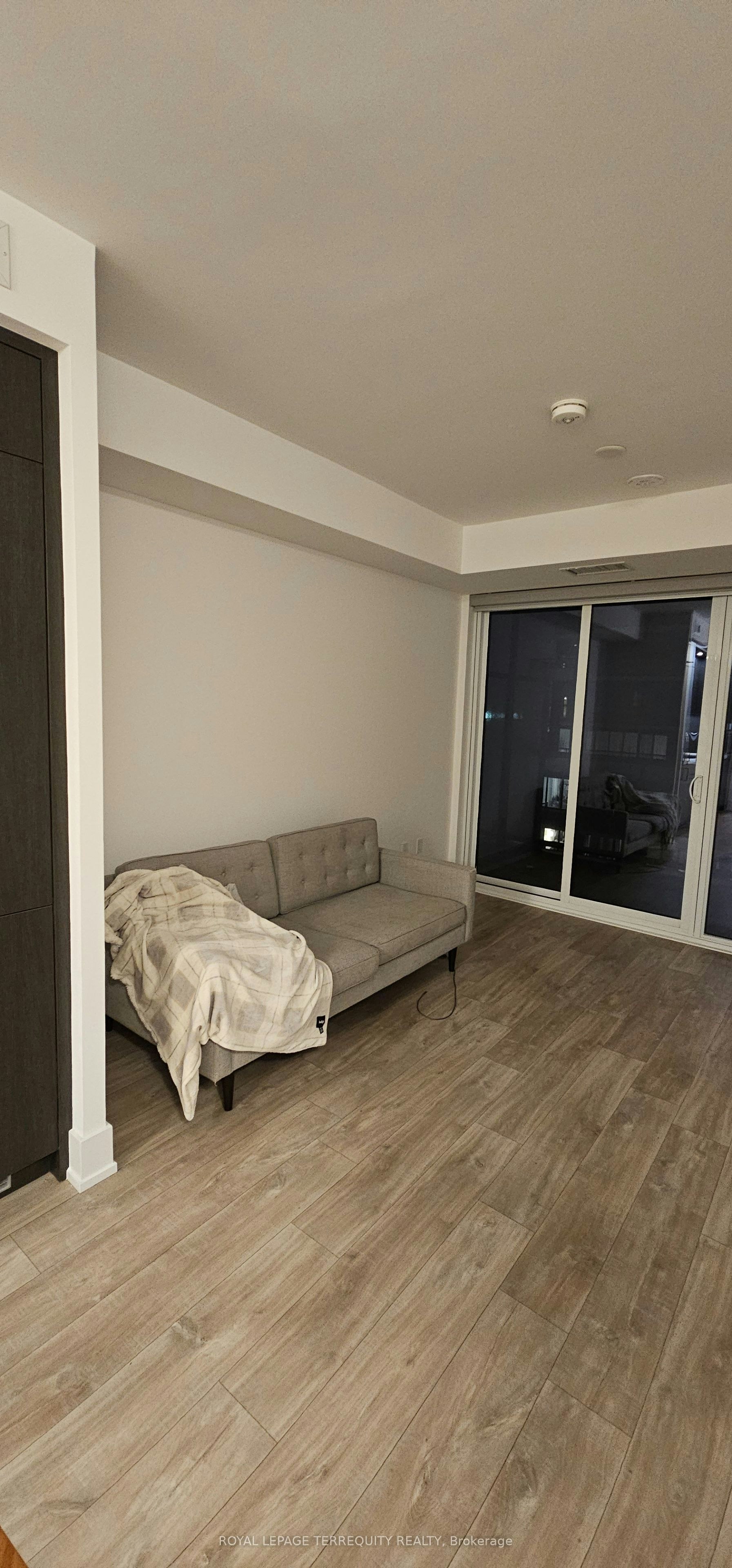 1106-10 Inn ON The Park Drive, Toronto, ON, M3C 0P9 - 15