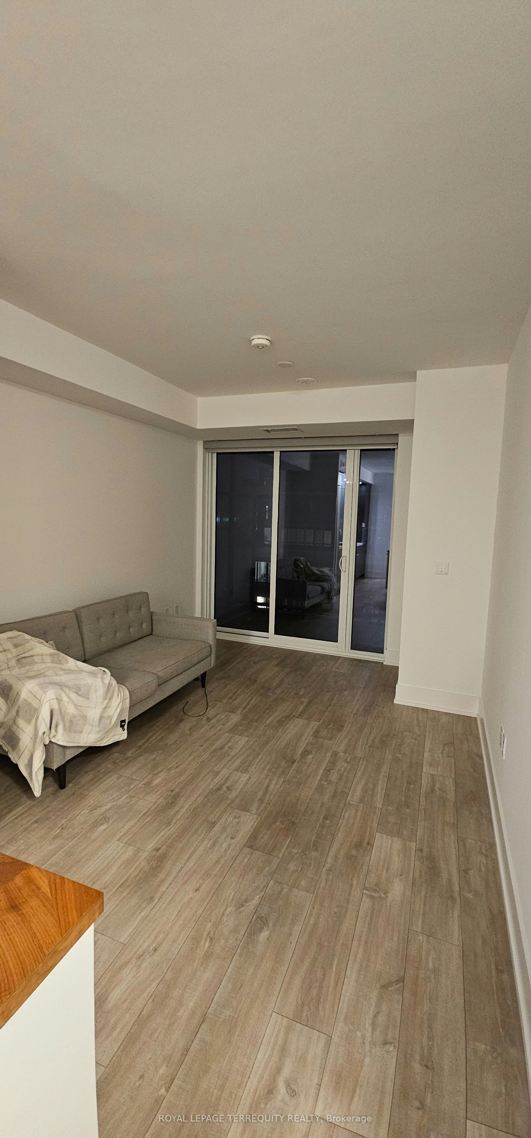 1106-10 Inn ON The Park Drive, Toronto, ON, M3C 0P9 - 19