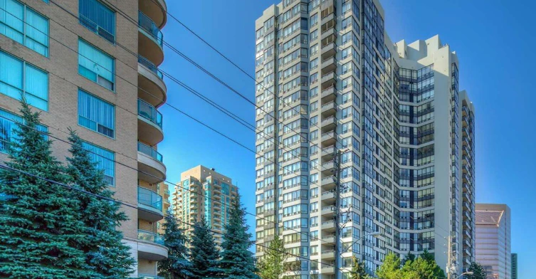 2408-7 Bishop Avenue, Toronto, ON, M2M 4J4 - 13
