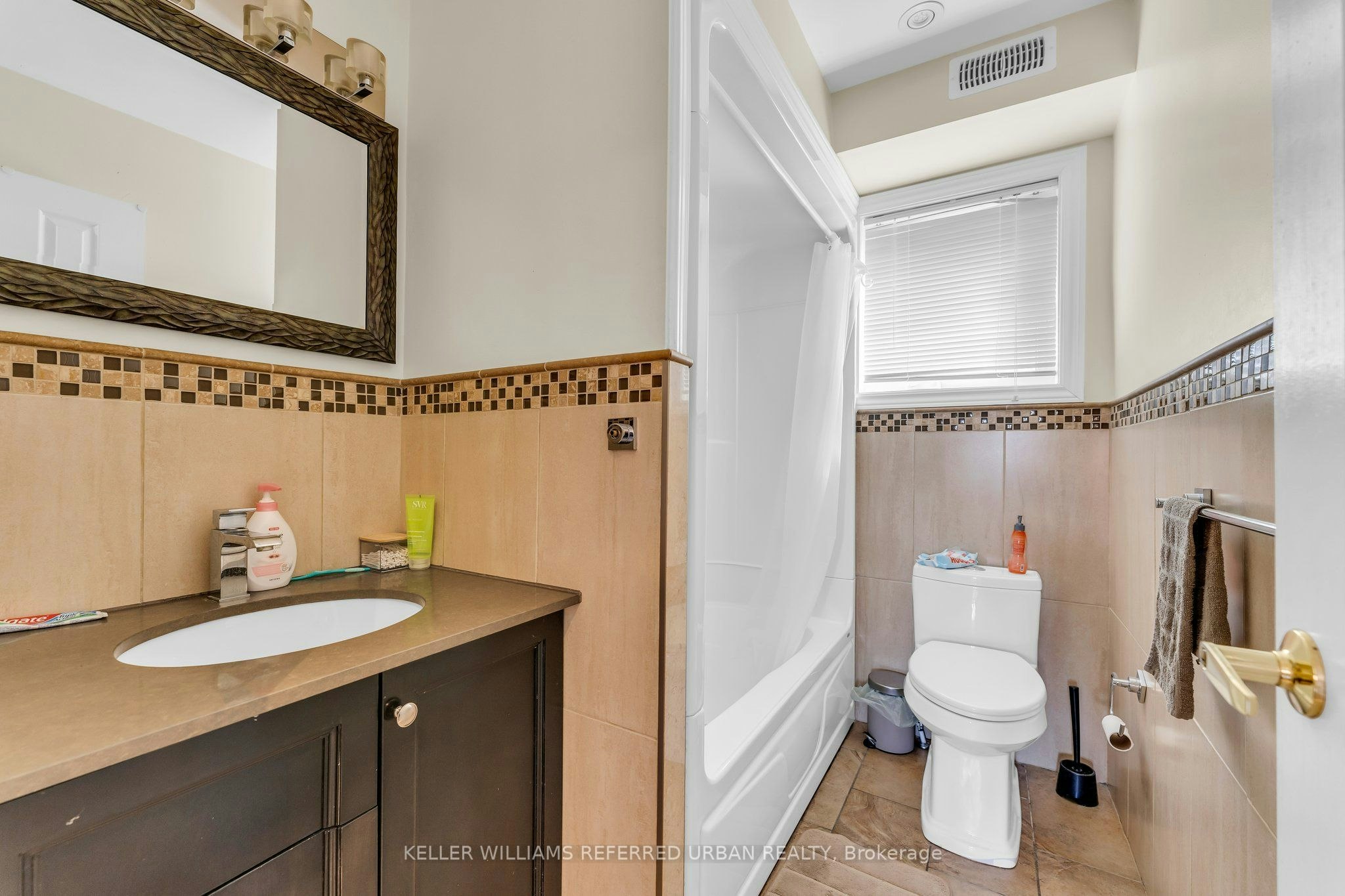 MAIN-314 Atlas Avenue, Toronto, ON, M6C 3P9 - 11