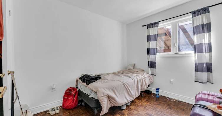 MAIN-314 Atlas Avenue, Toronto, ON, M6C 3P9 - 26