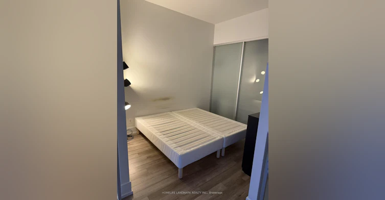 4210-33 Charles Street E, Toronto, ON, M4Y 0A2 - 4
