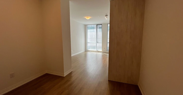 1210-8 Widmer Street, Toronto, ON, M5V 0W6 - 10