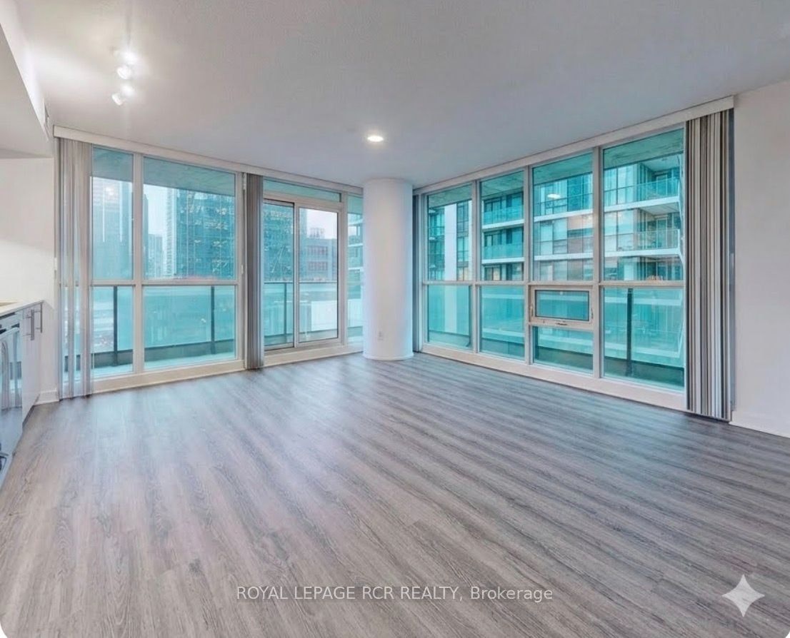 904-33 Bay Street, Toronto, ON, M5J 2Z3 - 3