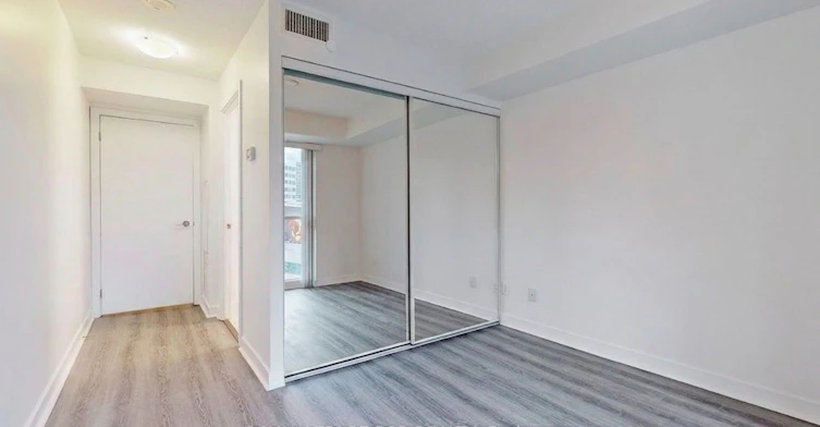 904-33 Bay Street, Toronto, ON, M5J 2Z3 - 12