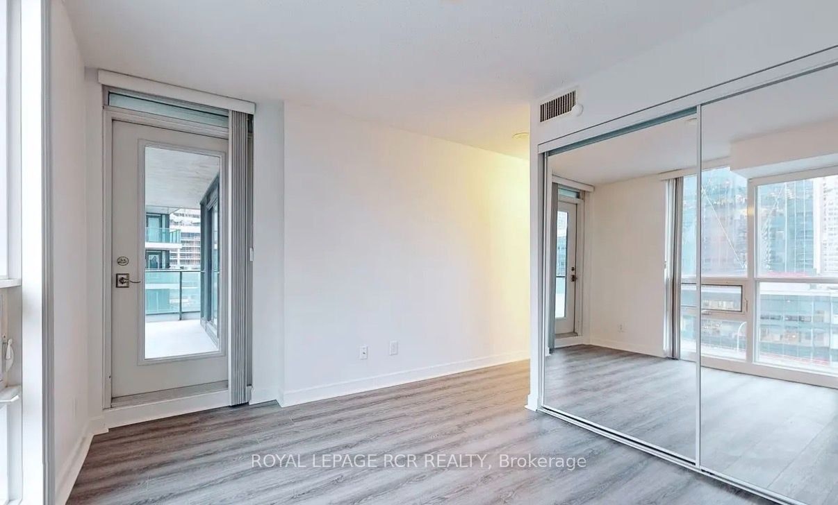 904-33 Bay Street, Toronto, ON, M5J 2Z3 - 13