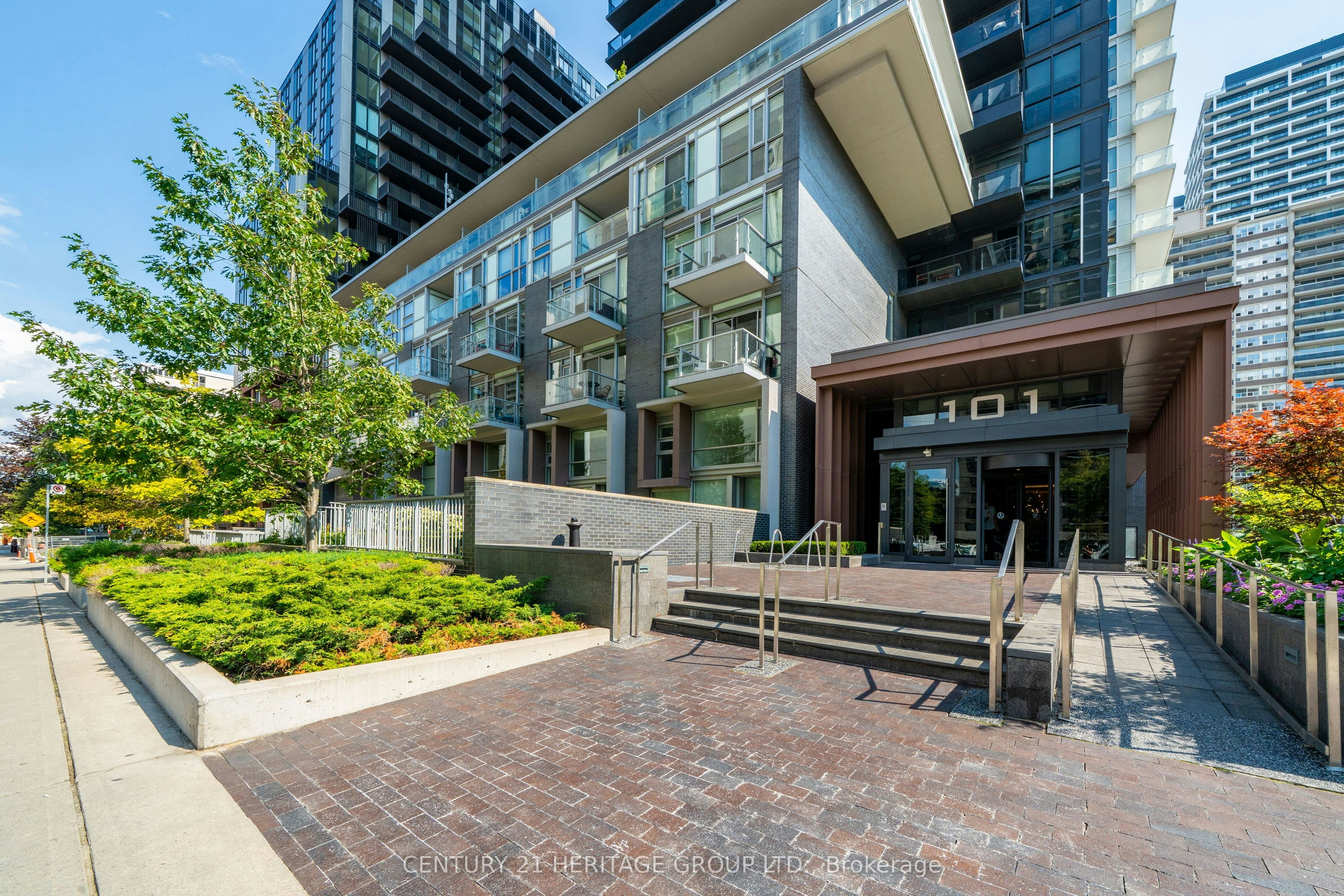 2911-101 Erskine Avenue, Toronto, ON, M4P 0C5