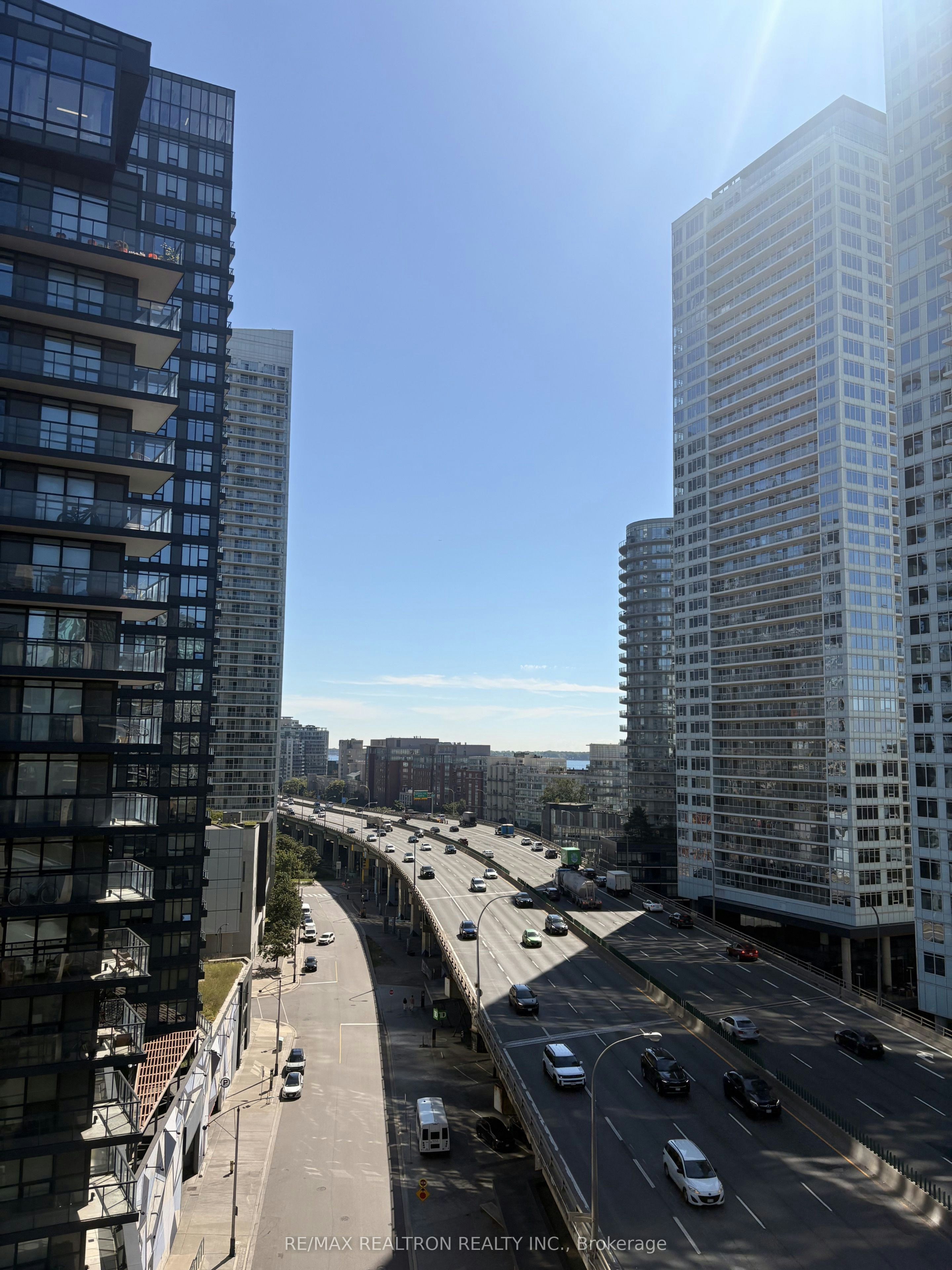 1109-169 Fort York Boulevard, Toronto, ON, M5V 0C9 - 13