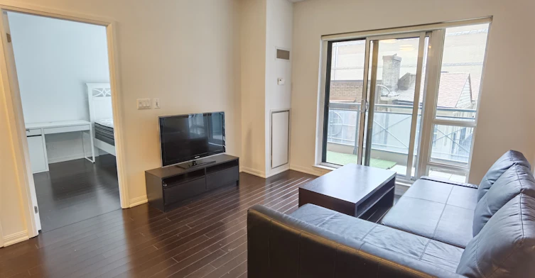 422-35 Hayden Street, Toronto, ON, M4Y 3C3 - 3