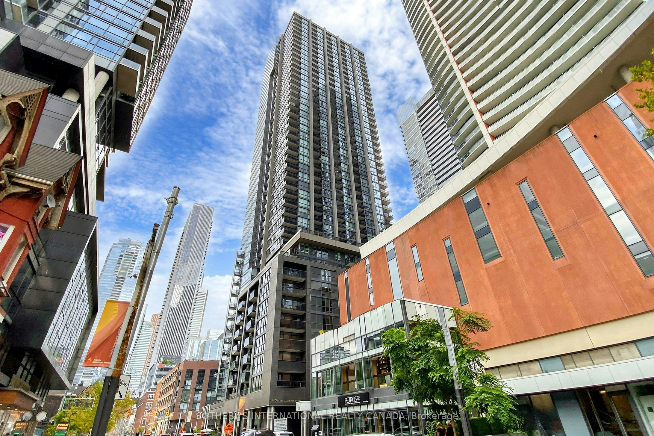 3906-295 Adelaide Street W, Toronto, ON, M5V 0L4