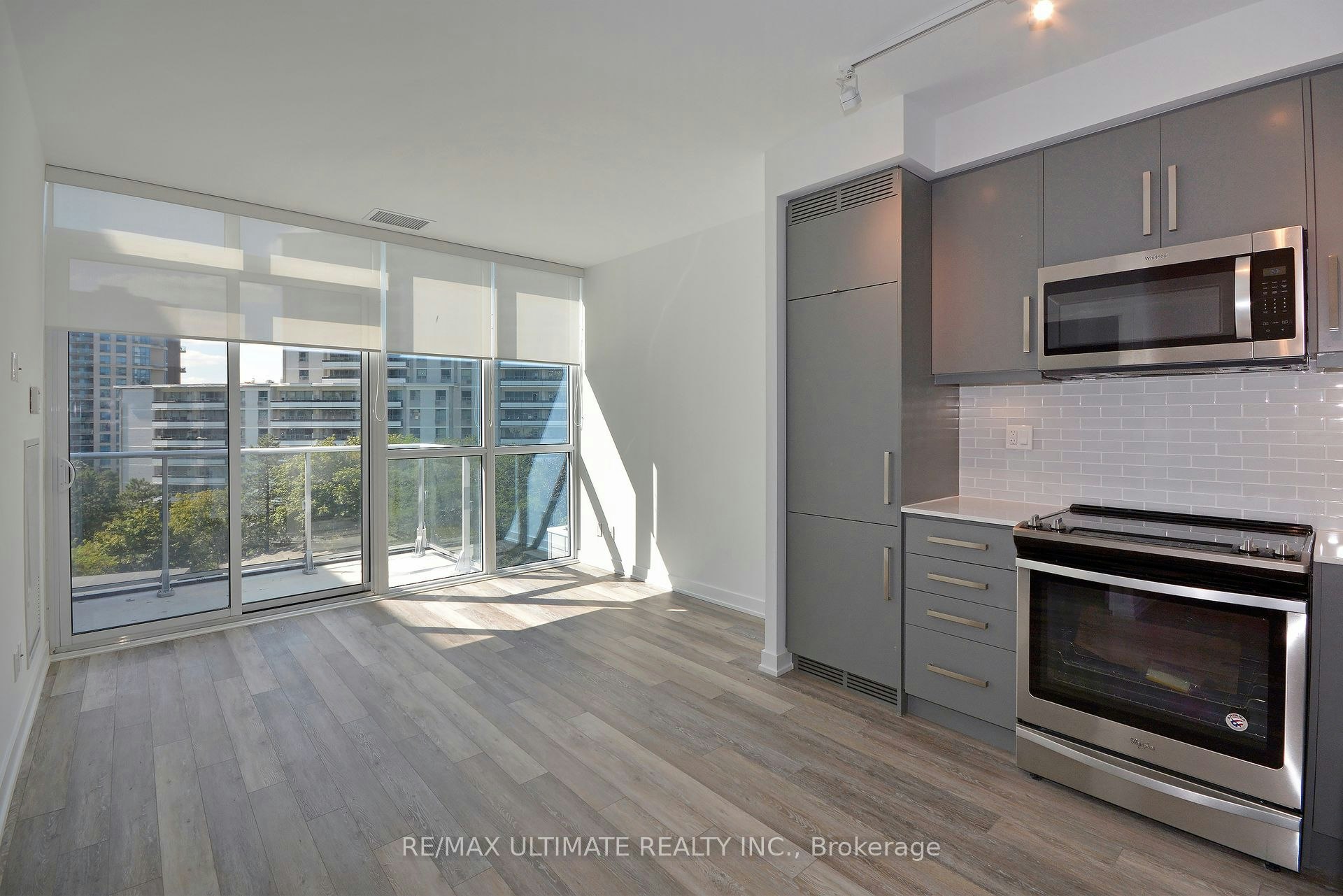 415-5180 Yonge Street, Toronto, ON, M2N 5P6 - 4