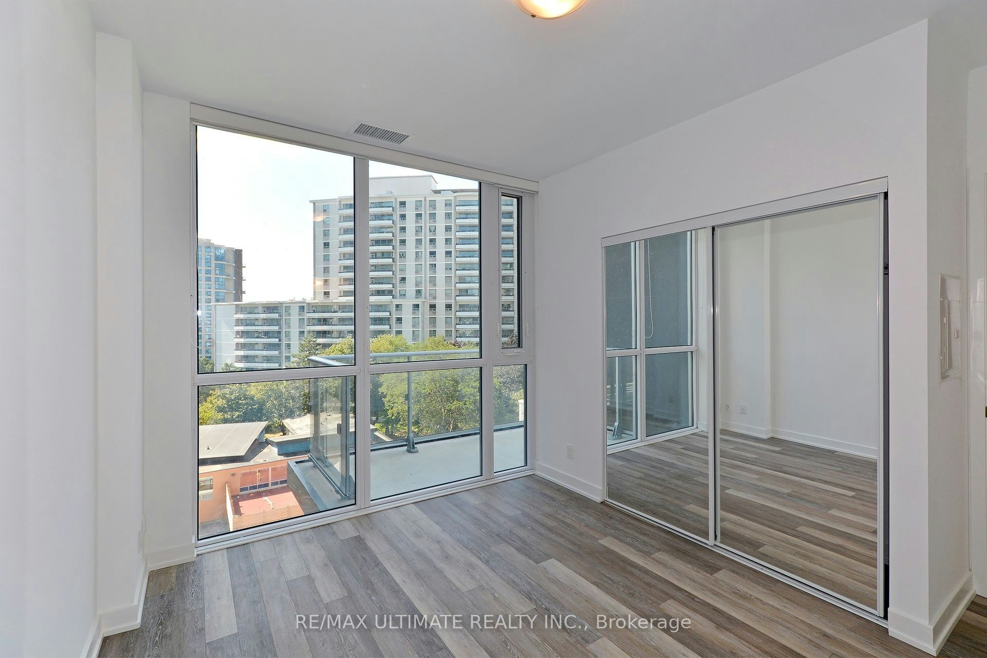 415-5180 Yonge Street, Toronto, ON, M2N 5P6 - 7
