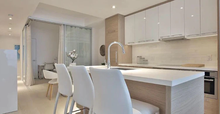 4208-488 University Avenue, Toronto, ON, M5G 0C1 - 3