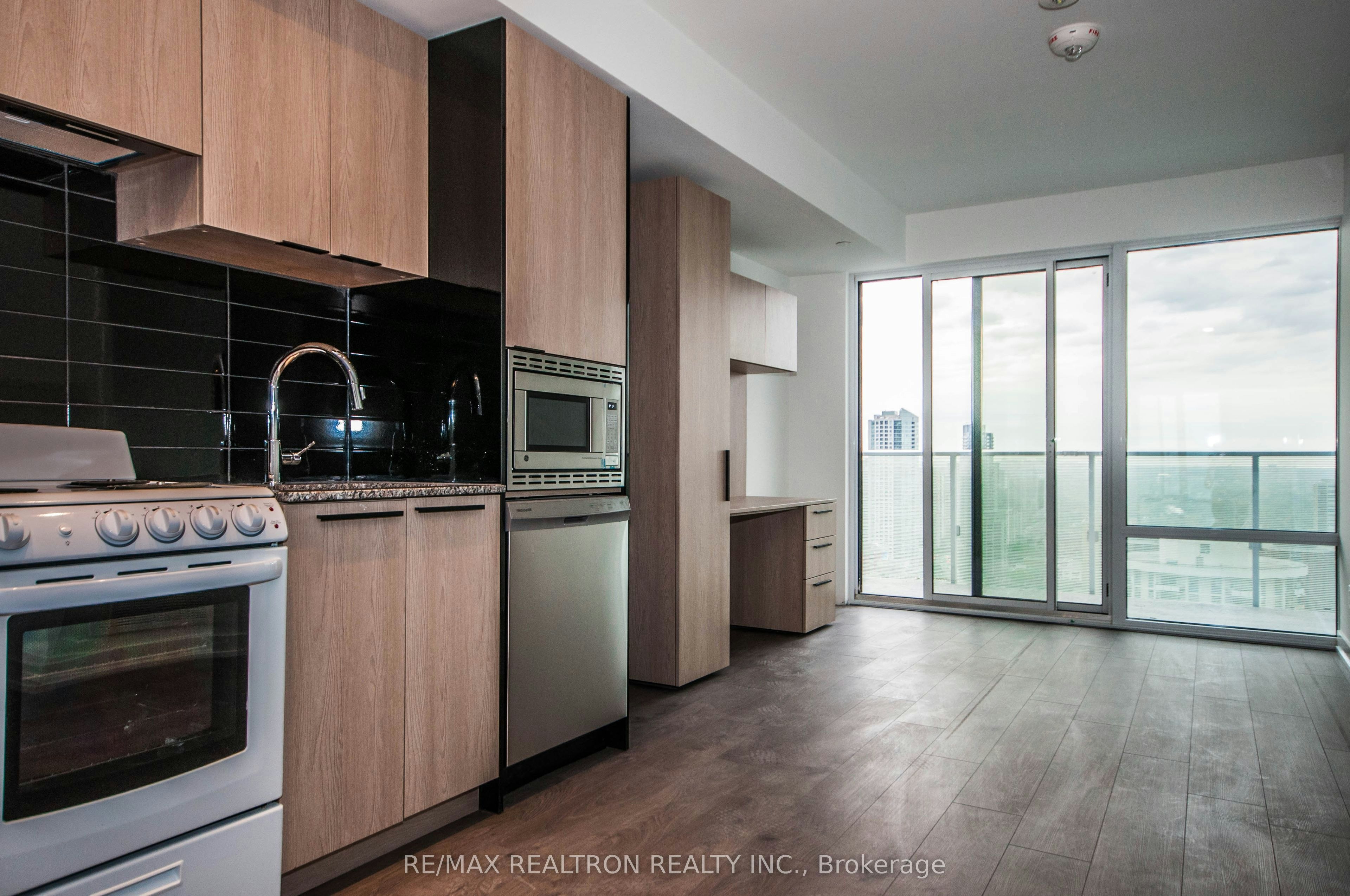 3007-501 Yonge Street, Toronto, ON, M4Y 0G8 - 12