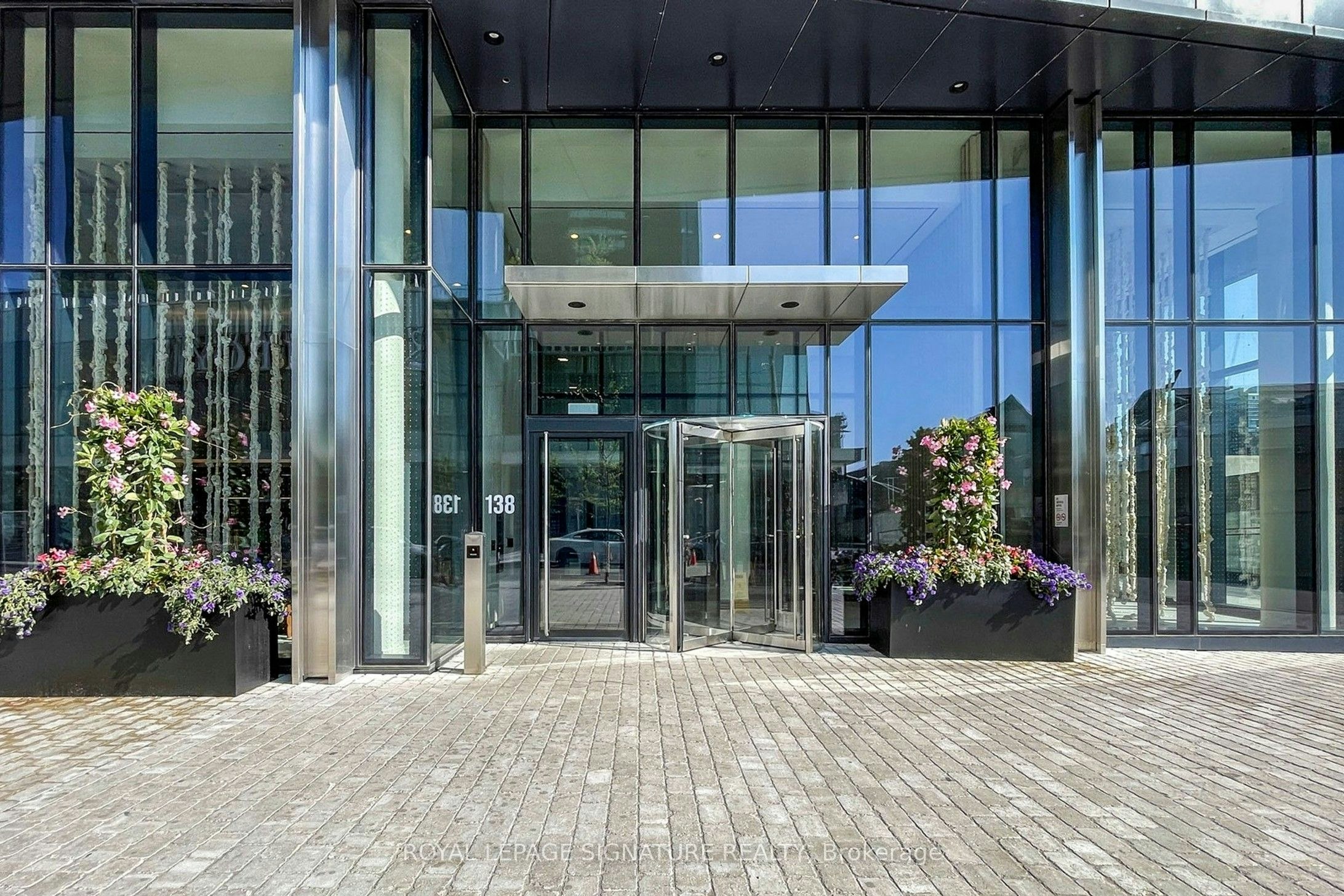 5203-138 Downes Street, Toronto, ON, M5E 0E4 - 5