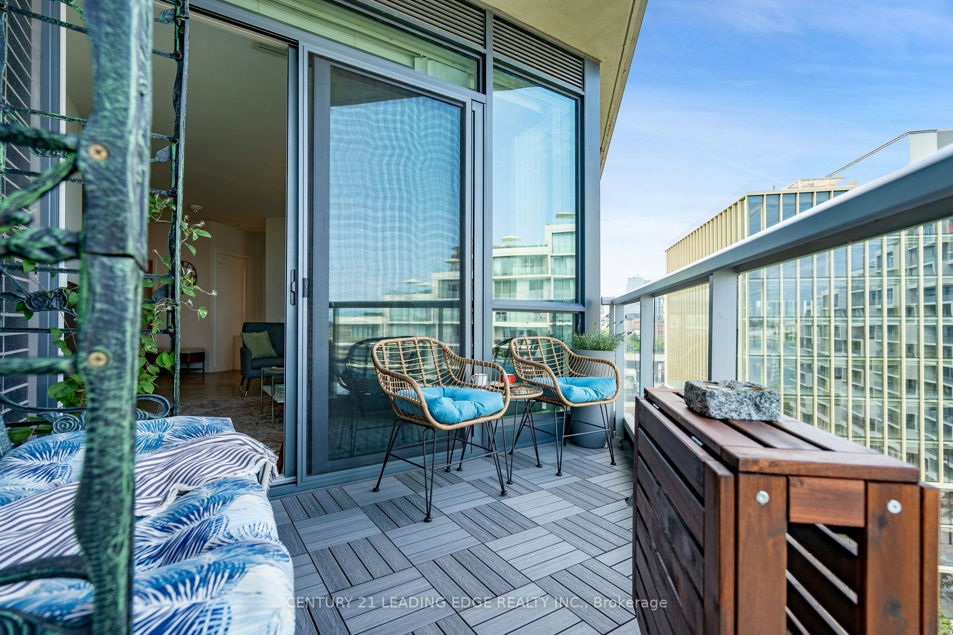 919-1 Edgewater Drive, Toronto, ON, M5A 0L1 - 20