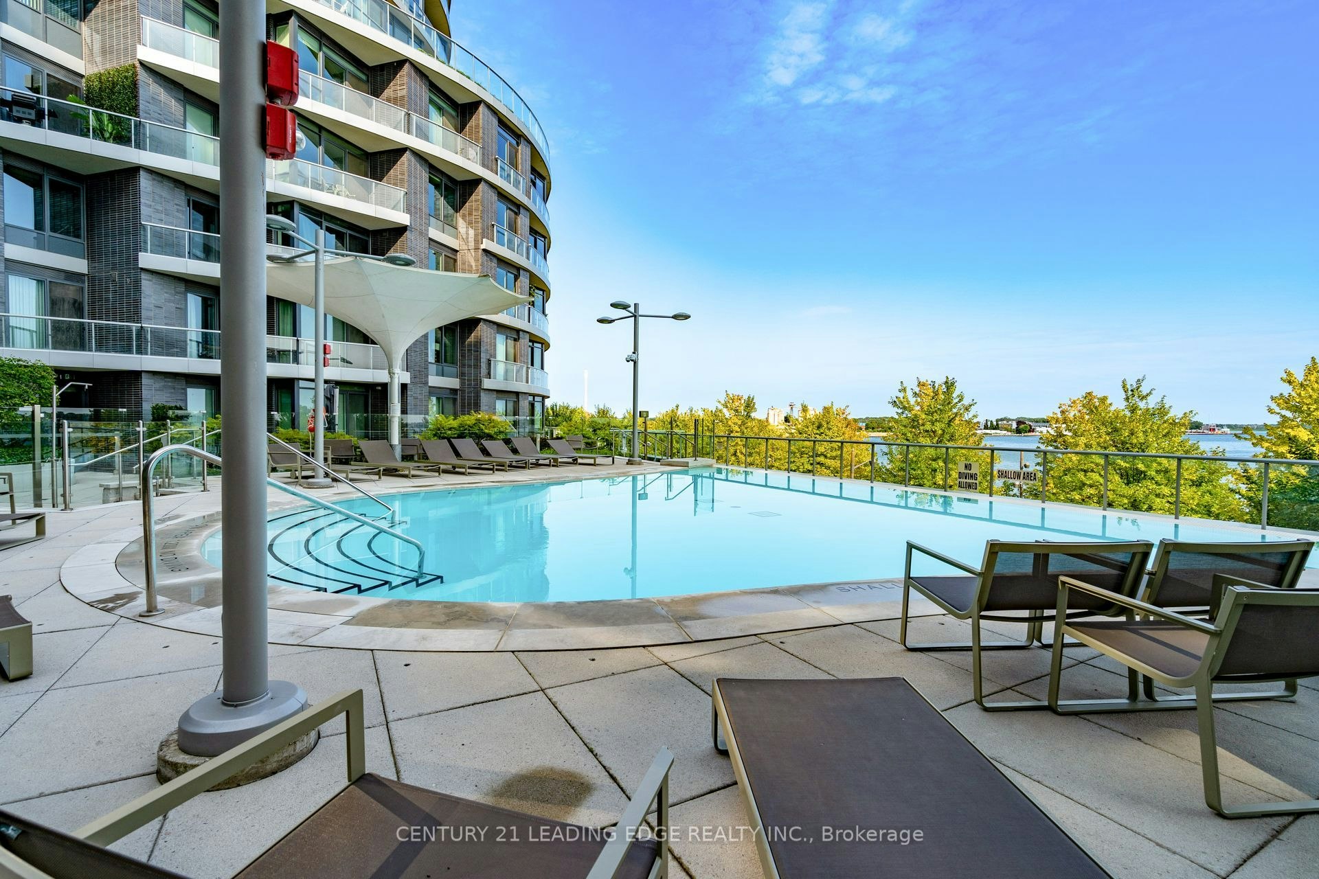 919-1 Edgewater Drive, Toronto, ON, M5A 0L1 - 34