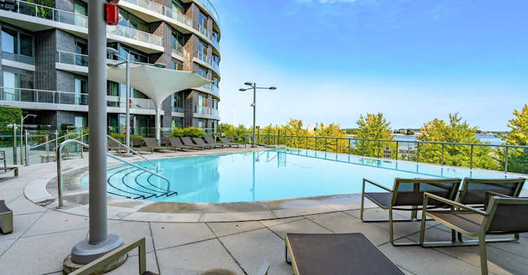 919-1 Edgewater Drive, Toronto, ON, M5A 0L1 - 34