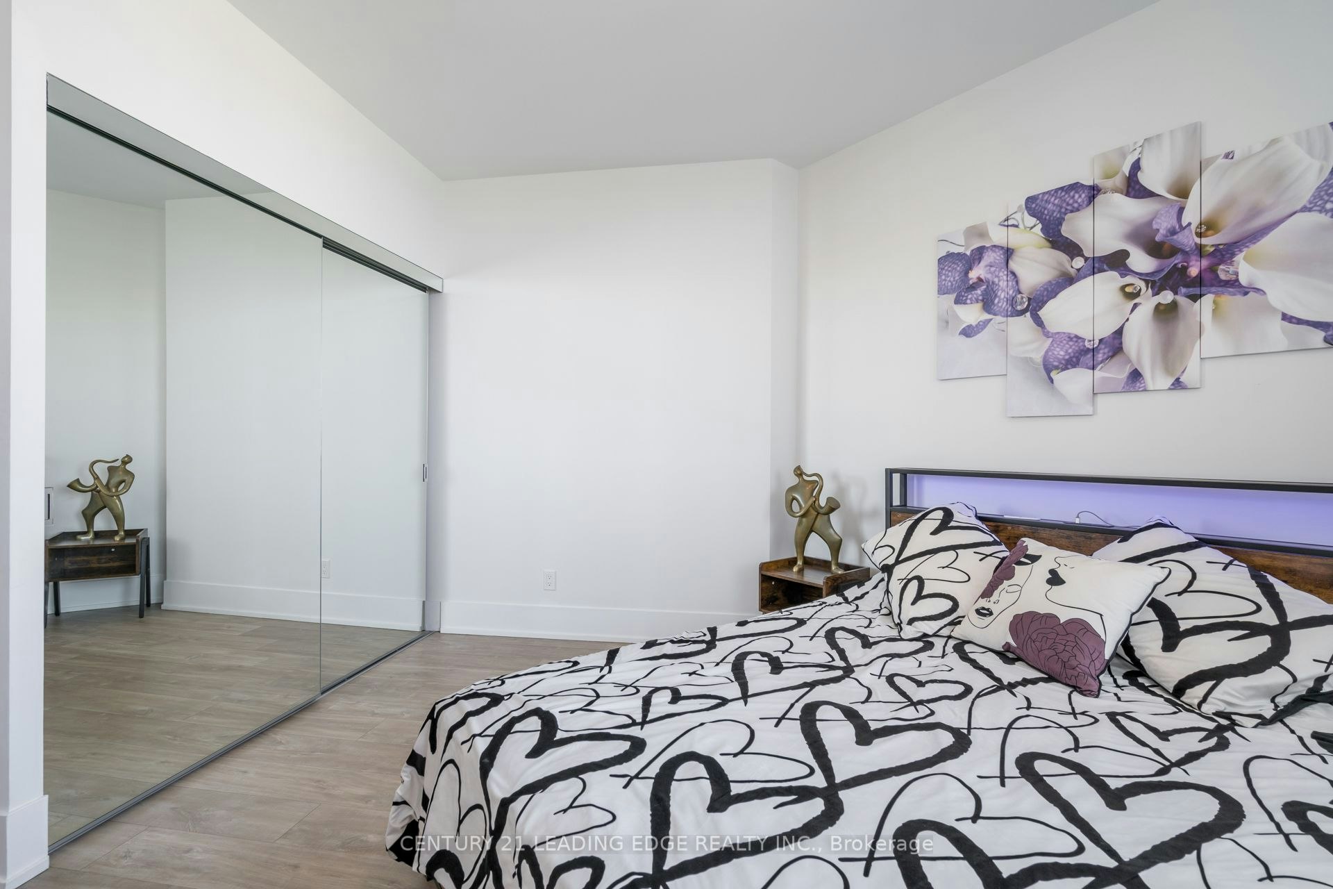 919-1 Edgewater Drive, Toronto, ON, M5A 0L1 - 15
