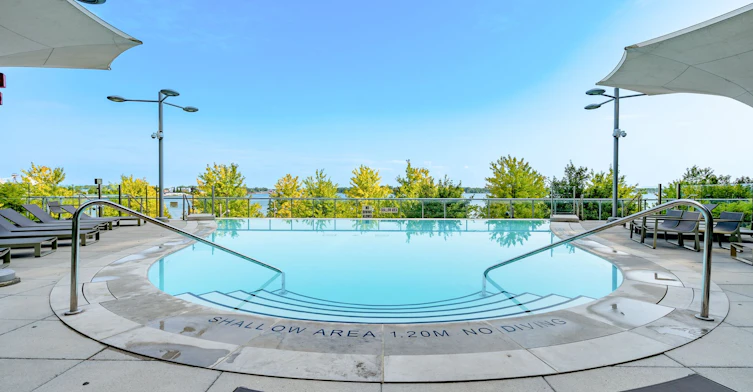 919-1 Edgewater Drive, Toronto, ON, M5A 0L1 - 33