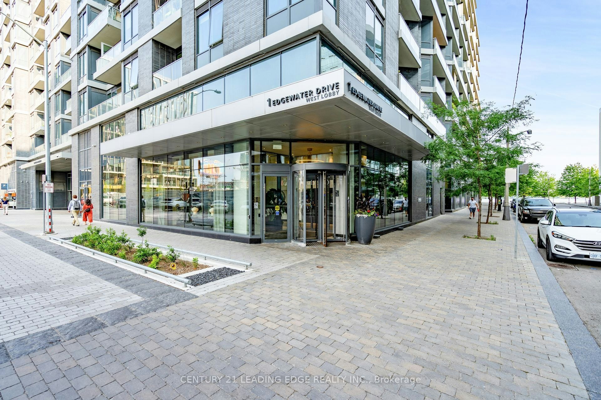 919-1 Edgewater Drive, Toronto, ON, M5A 0L1