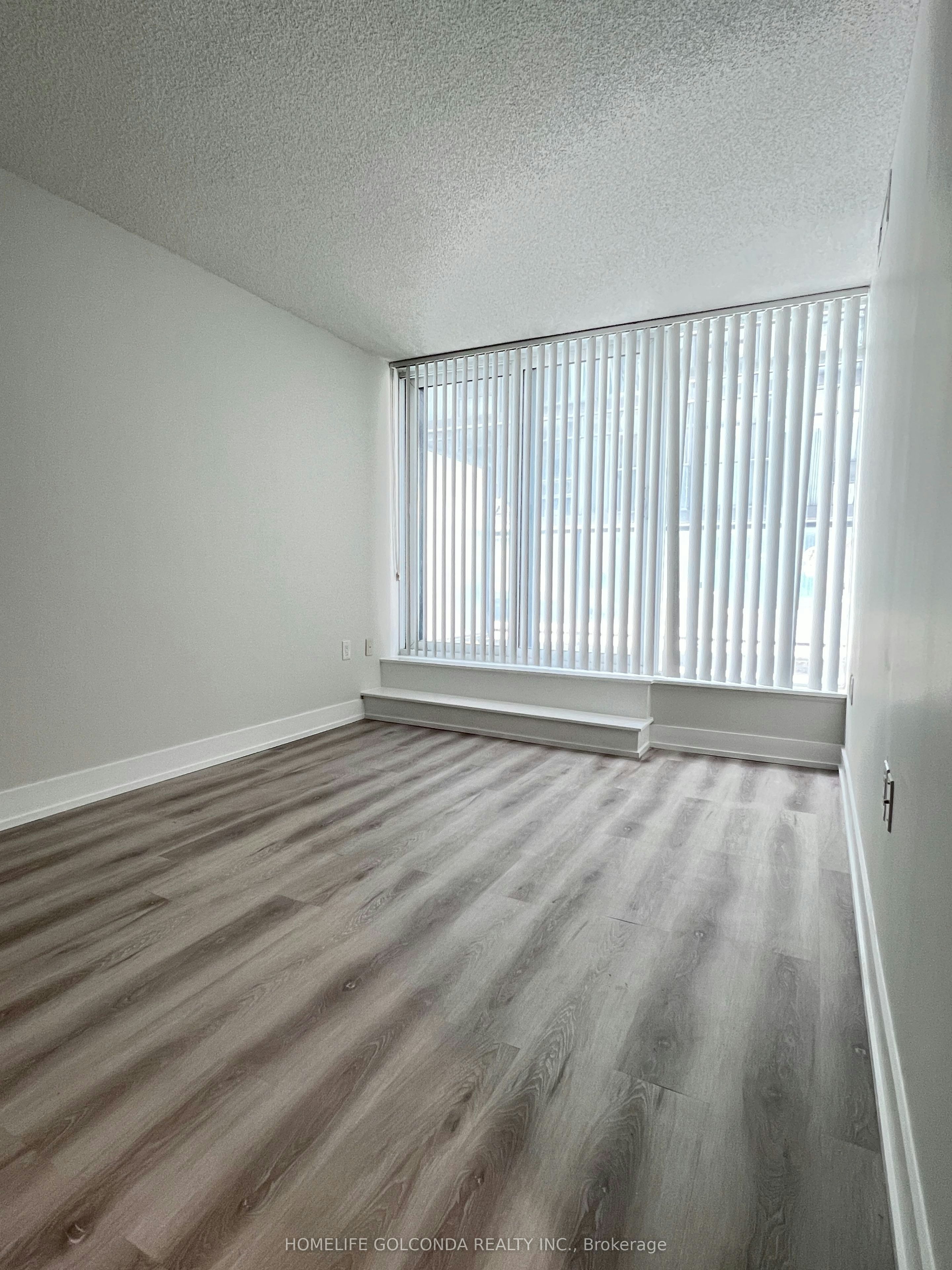 708E-36 Lisgar Street, Toronto, ON, M6J 0C7 - 6