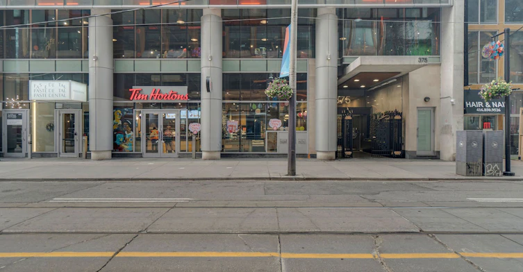 3210-375 King Street, Toronto, ON, M5V 1K5 - 4
