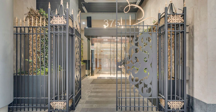 3210-375 King Street, Toronto, ON, M5V 1K5 - 5
