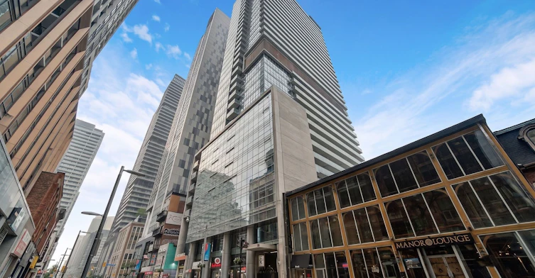 3210-375 King Street, Toronto, ON, M5V 1K5 - 2