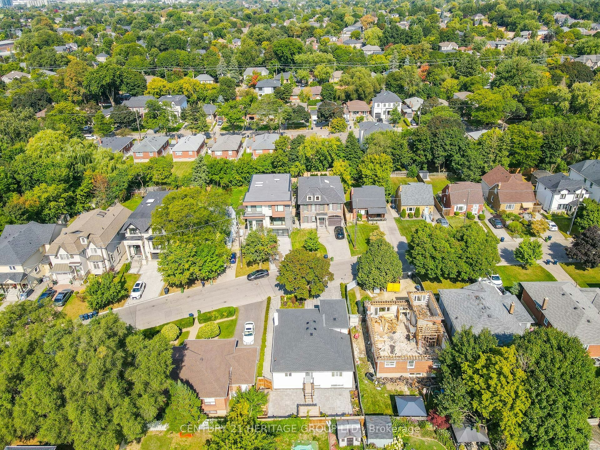 Room B-97 Allingham Gardens, Toronto, ON, M3H 1X9 - 9