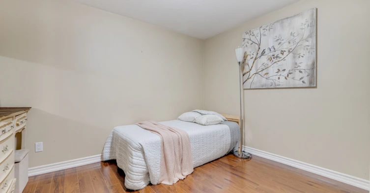 Room B-97 Allingham Gardens, Toronto, ON, M3H 1X9 - 6
