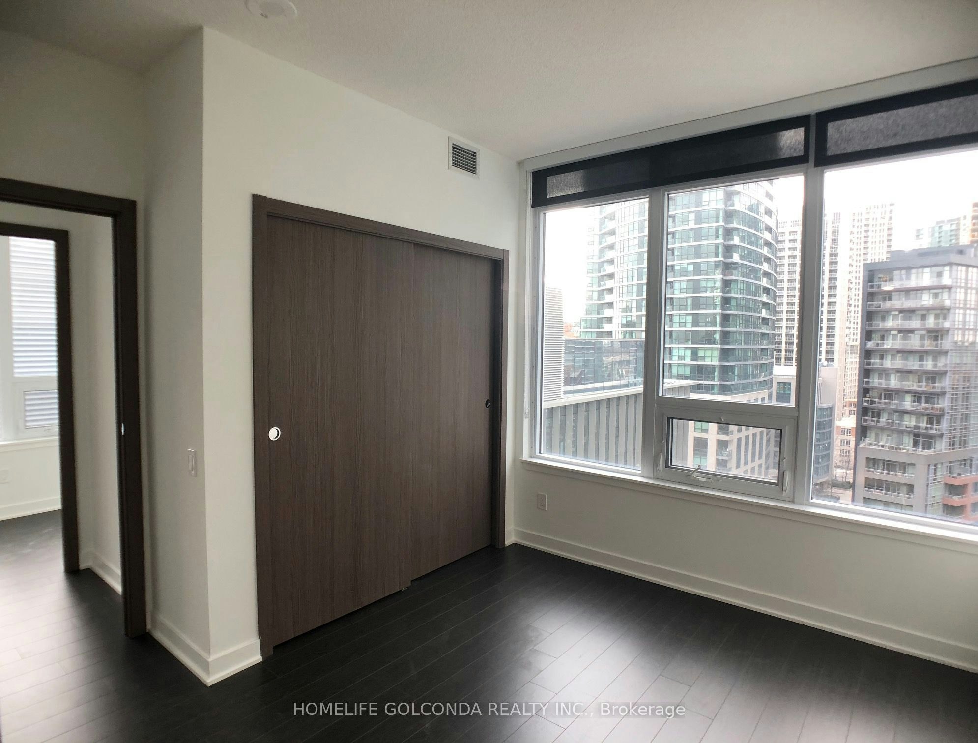 1202-17 Bathurst Street, Toronto, ON, M5V 1A5 - 10