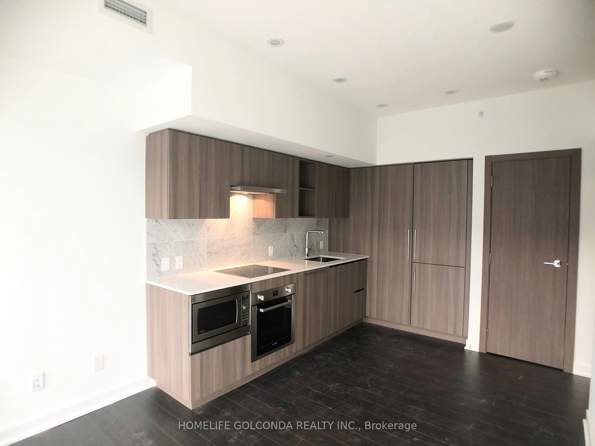 1202-17 Bathurst Street, Toronto, ON, M5V 1A5 - 6