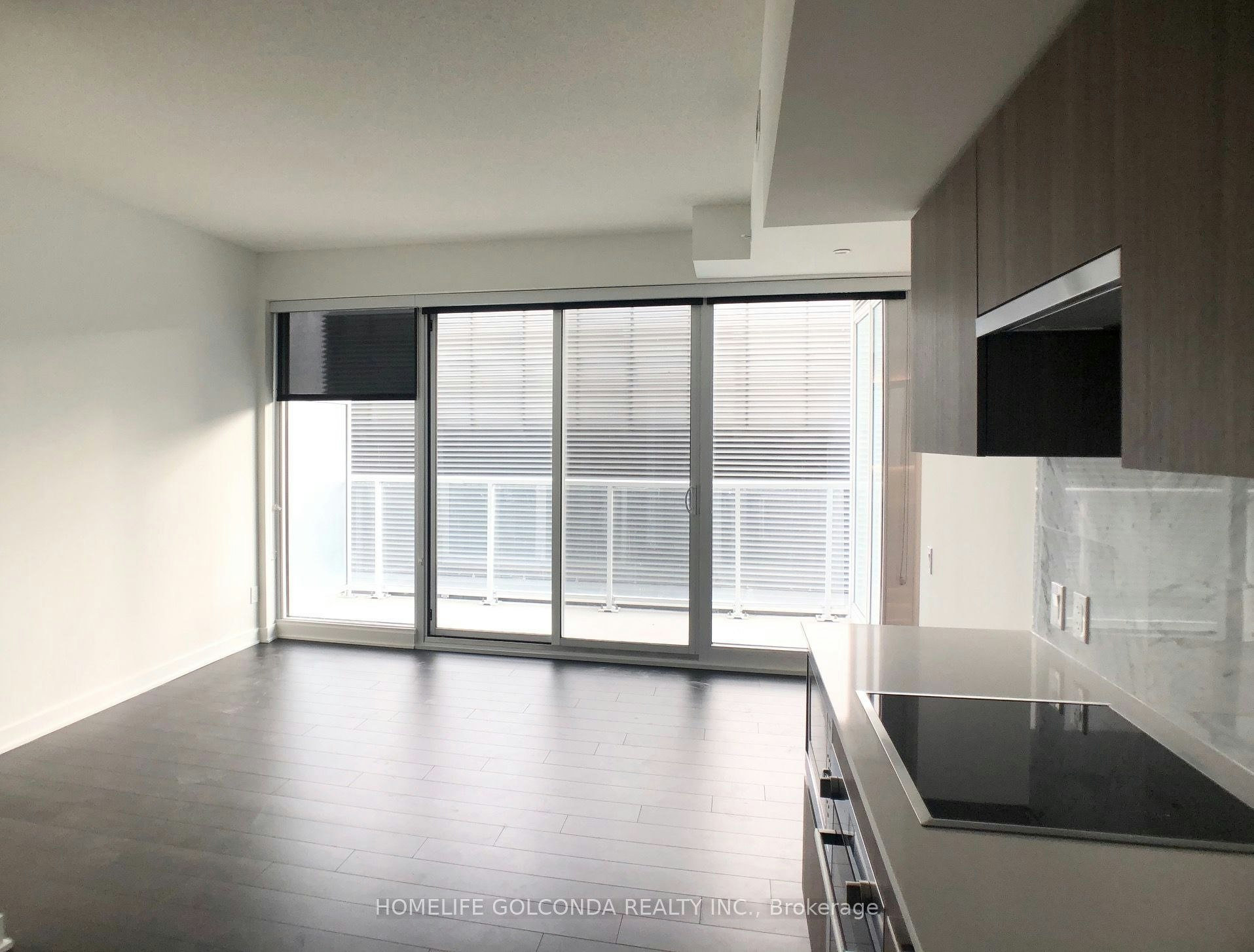 1202-17 Bathurst Street, Toronto, ON, M5V 1A5