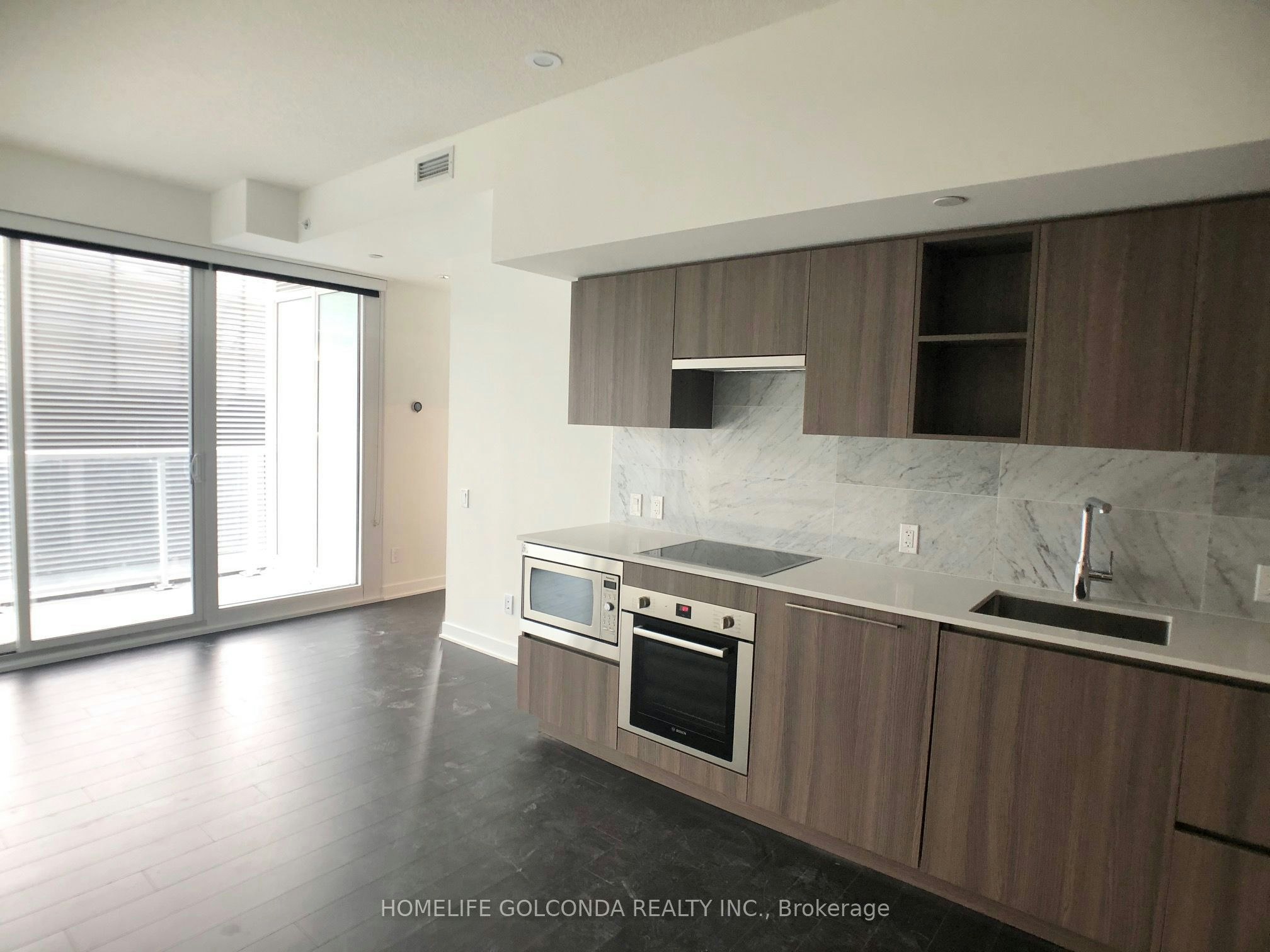 1202-17 Bathurst Street, Toronto, ON, M5V 1A5 - 4