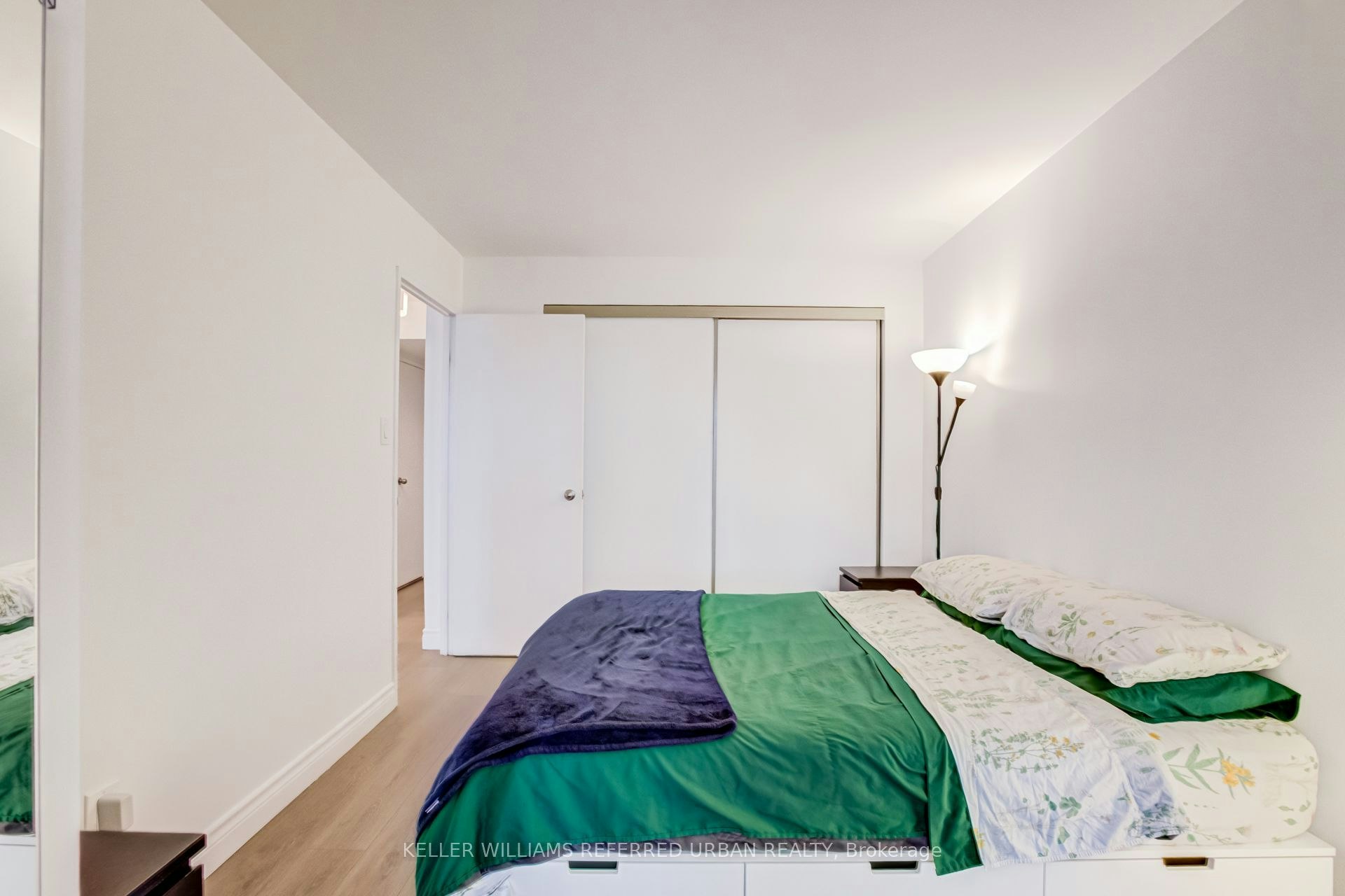 2602-633 Bay Street, Toronto, ON, M5G 2G4 - 21