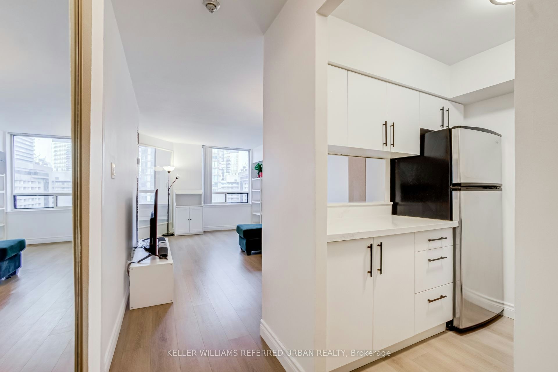 2602-633 Bay Street, Toronto, ON, M5G 2G4 - 7