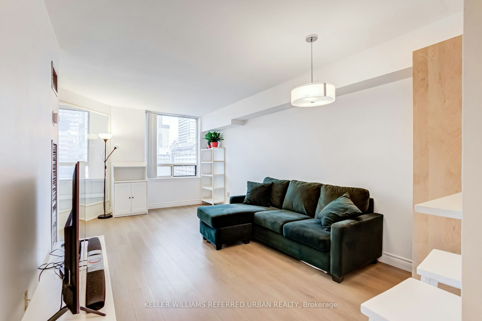 2602-633 Bay Street, Toronto, ON, M5G 2G4 - 8