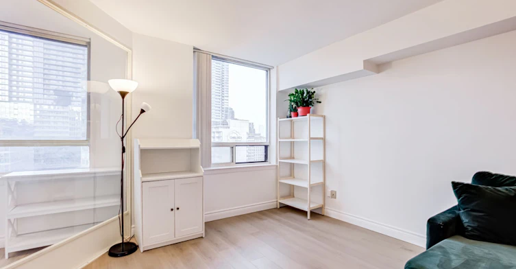 2602-633 Bay Street, Toronto, ON, M5G 2G4 - 14