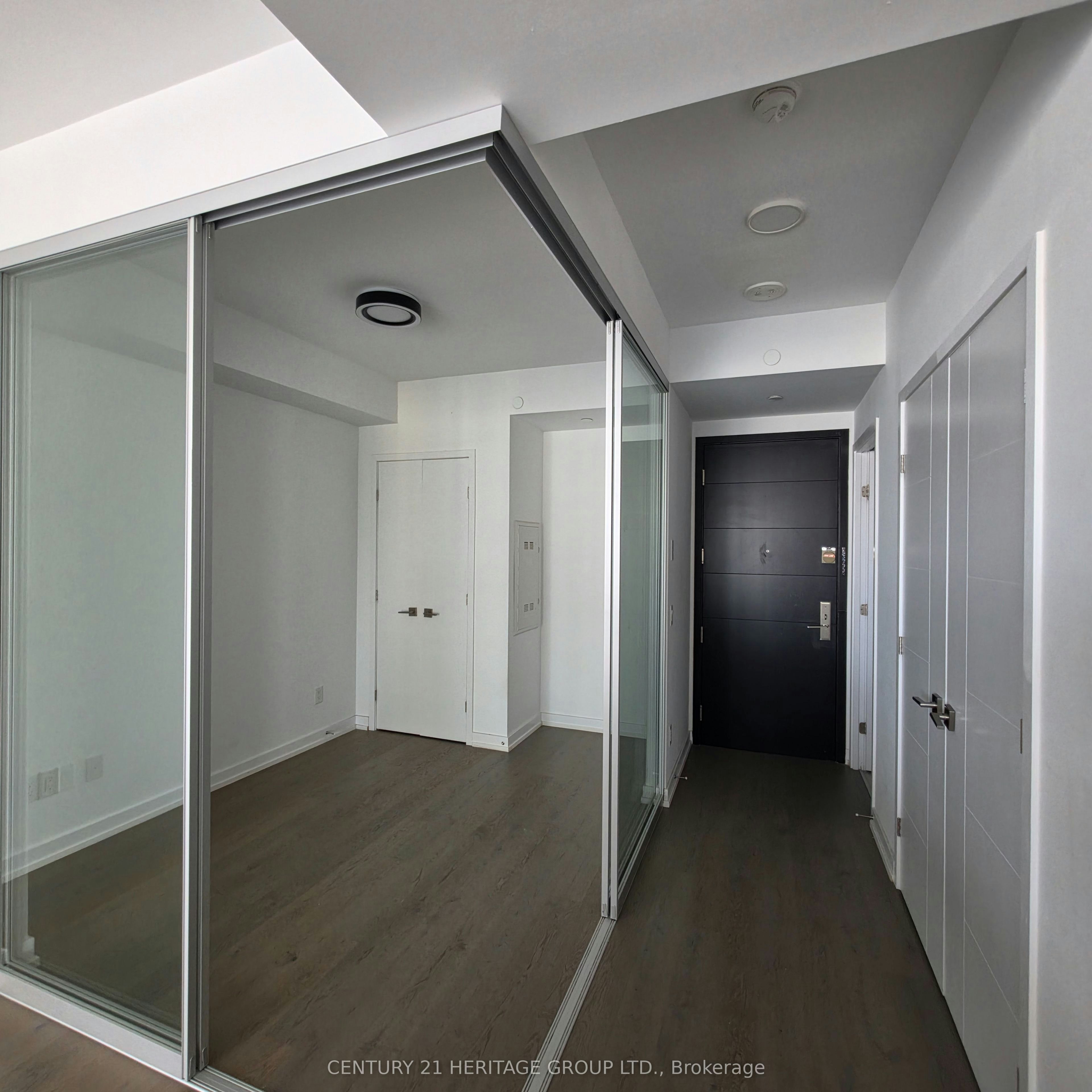 3005-488 University Avenue, Toronto, ON, M5G 0C1 - 11