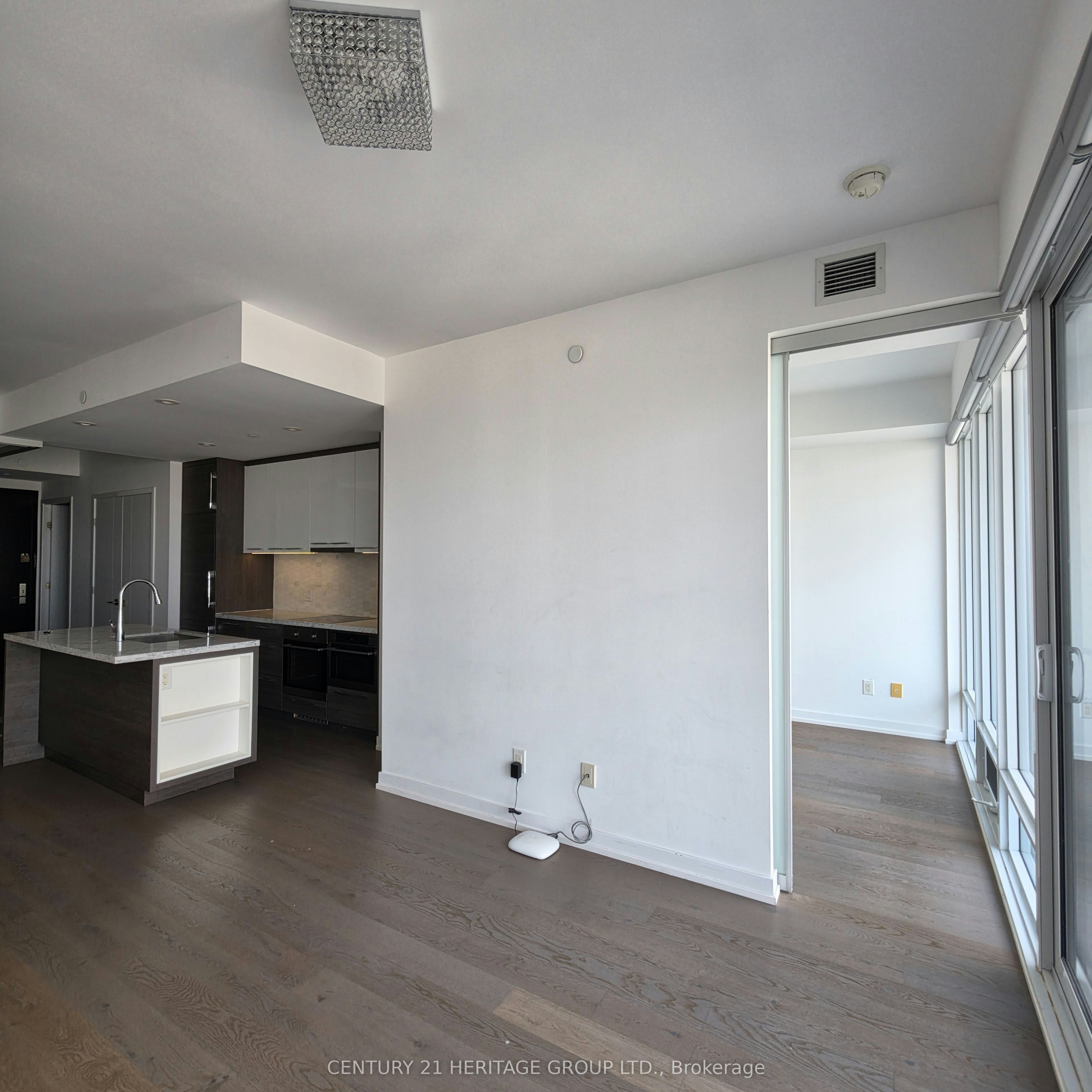 3005-488 University Avenue, Toronto, ON, M5G 0C1 - 9