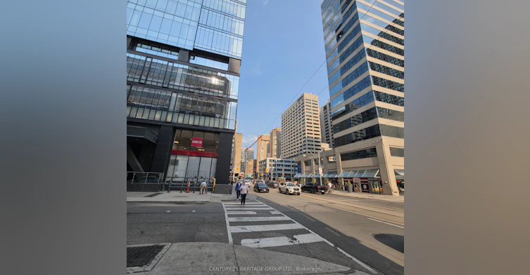 3005-488 University Avenue, Toronto, ON, M5G 0C1 - 2