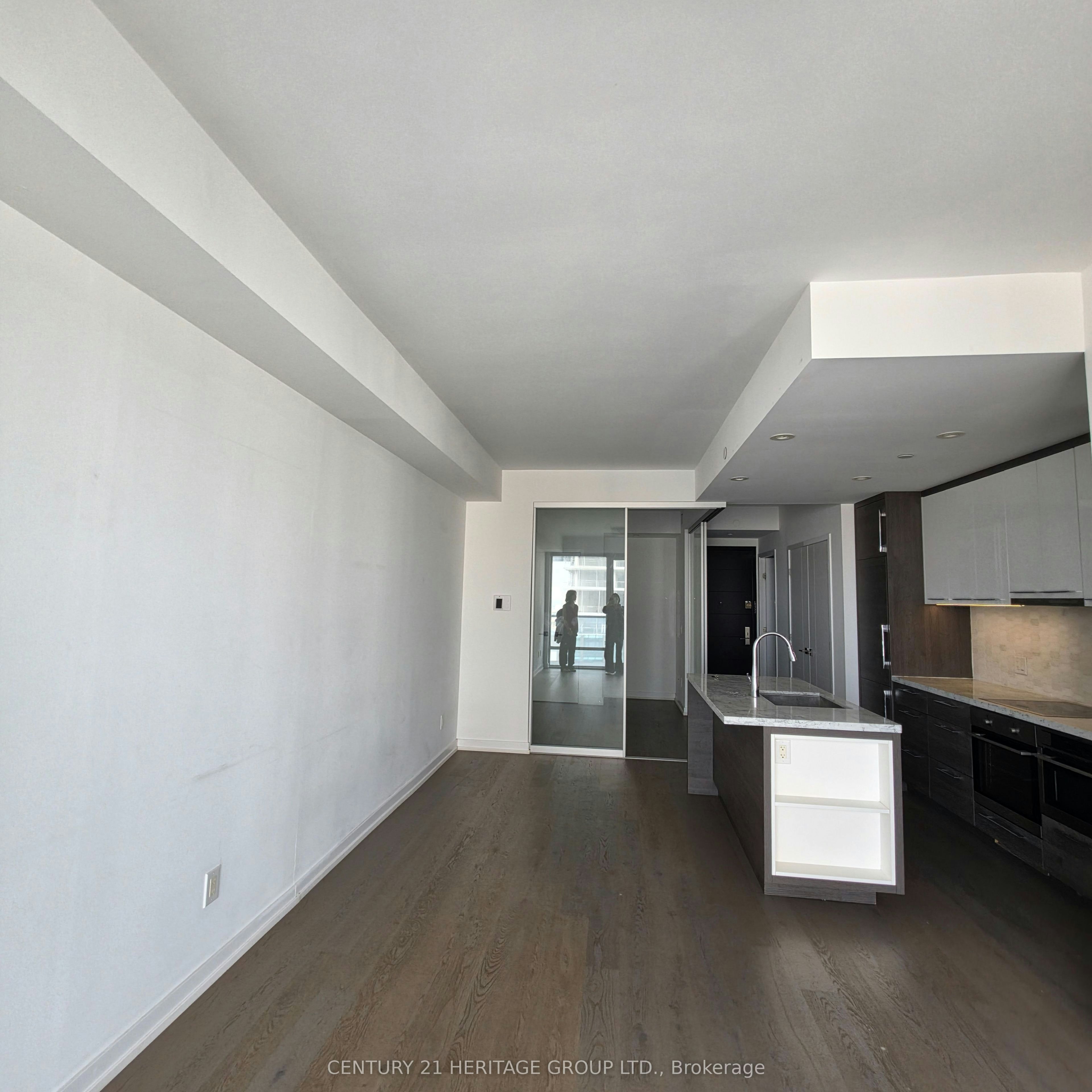 3005-488 University Avenue, Toronto, ON, M5G 0C1 - 10