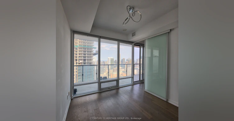 3005-488 University Avenue, Toronto, ON, M5G 0C1 - 5