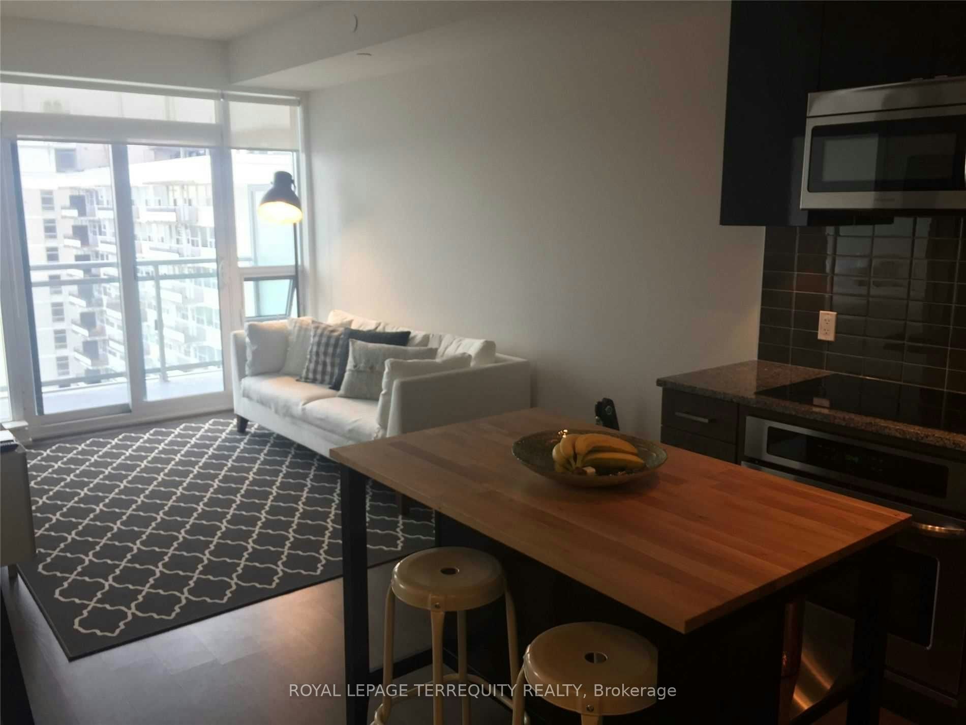 2419-98 Lillian Street, Toronto, ON, M4S 0A5 - 5