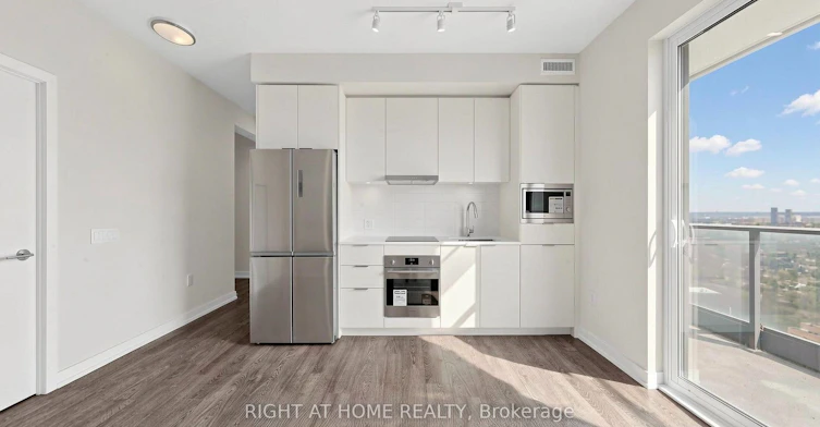 S2702-8 Olympic Garden Drive, Toronto, ON, M2M 0B9 - 5