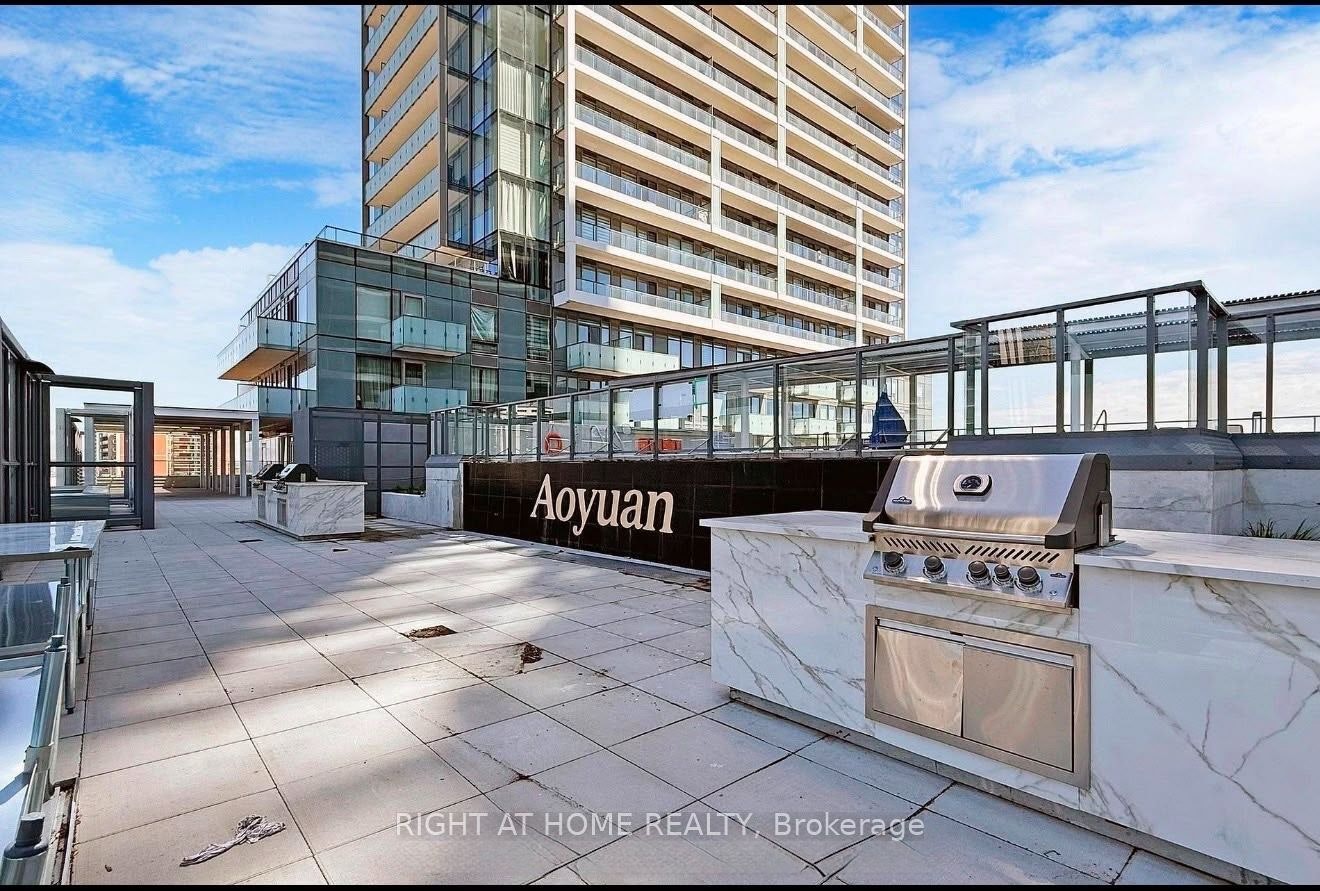 S2702-8 Olympic Garden Drive, Toronto, ON, M2M 0B9 - 28