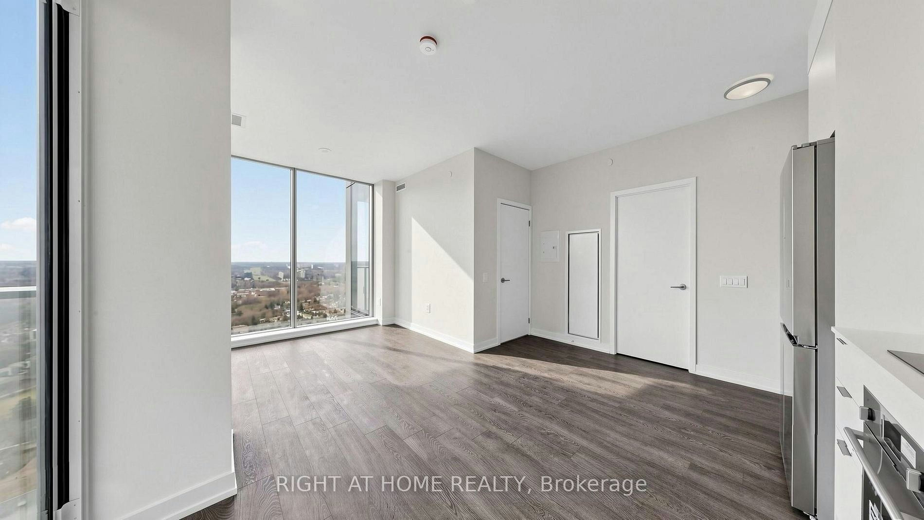 S2702-8 Olympic Garden Drive, Toronto, ON, M2M 0B9 - 9